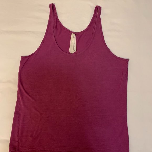 Aritzia Community fuchsia tank top, size M - Picture 3 of 4